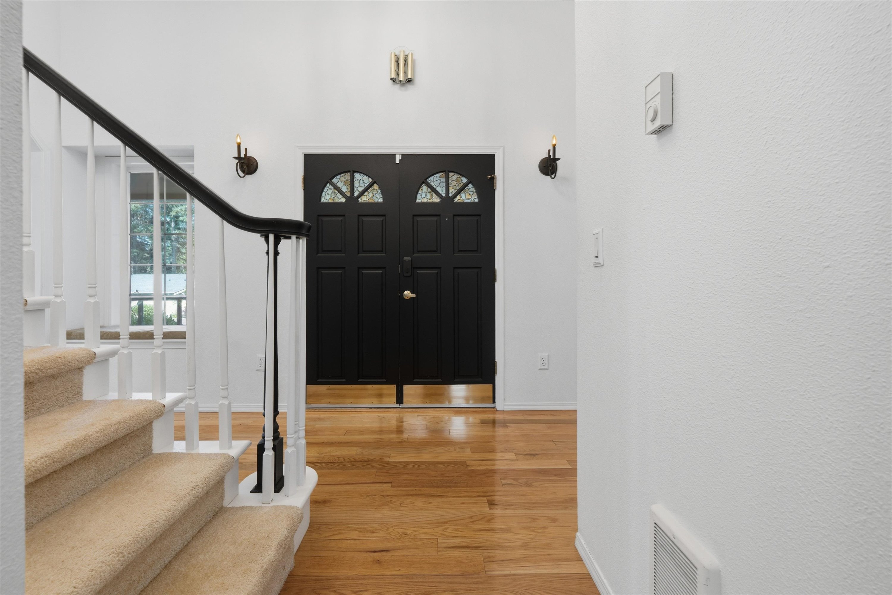 Entry — Vaulted Foyer